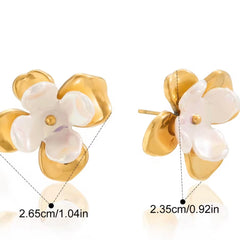 Flower pearl Earrings