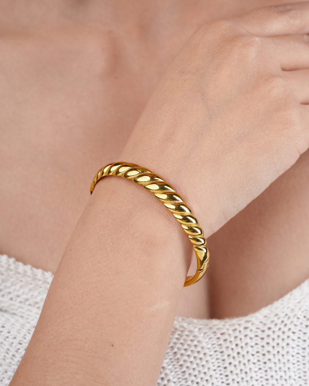 crossiant Bracelet