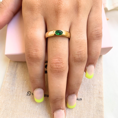 Green Stone Slim Ring