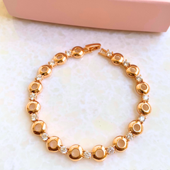 Gold Button Loose Bracelet