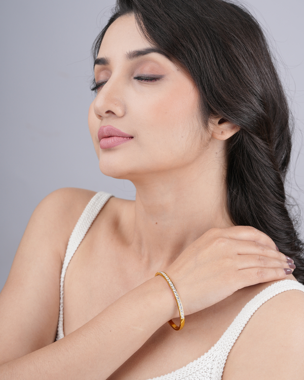 Petal Spark Bracelet