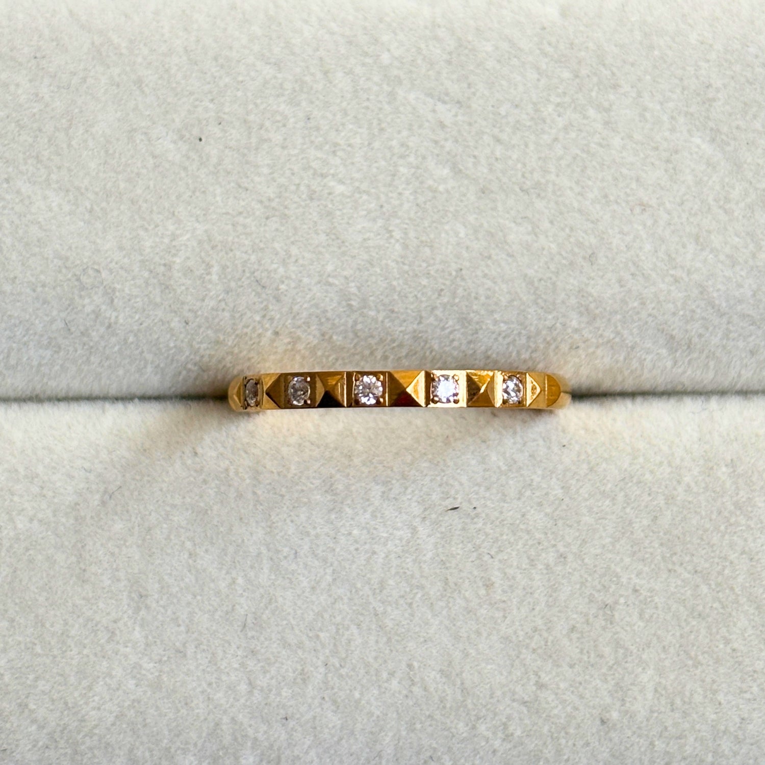 Elio Ring