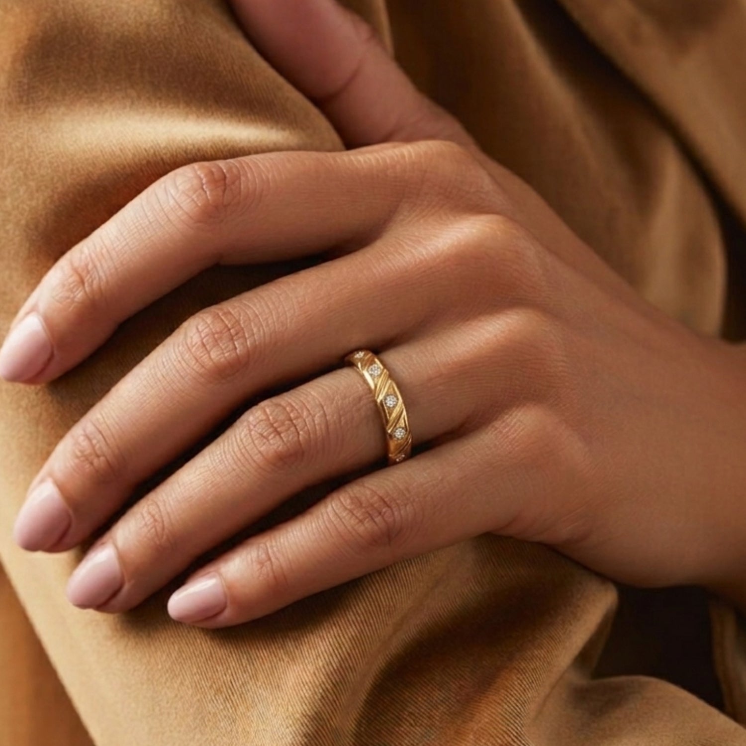 Zevar Band Ring