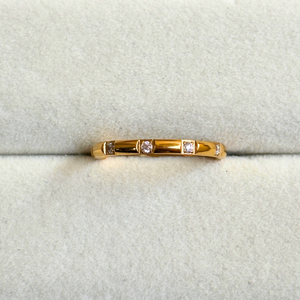 Eva Band Ring (full same)