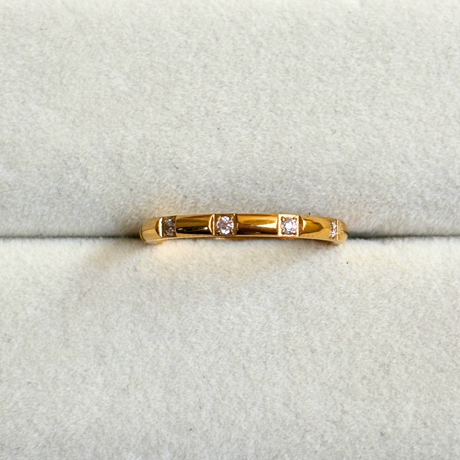 Eva Band Ring (full same)