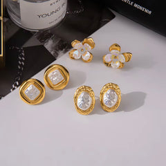 Square pearl Earrings