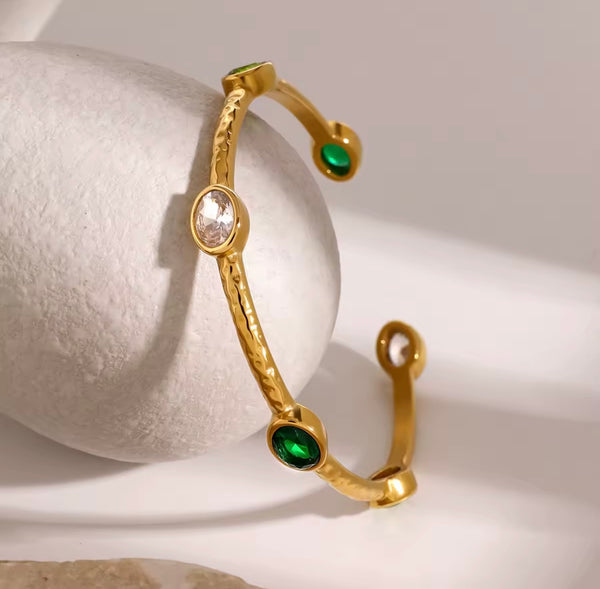Emerald cuff Bracelet