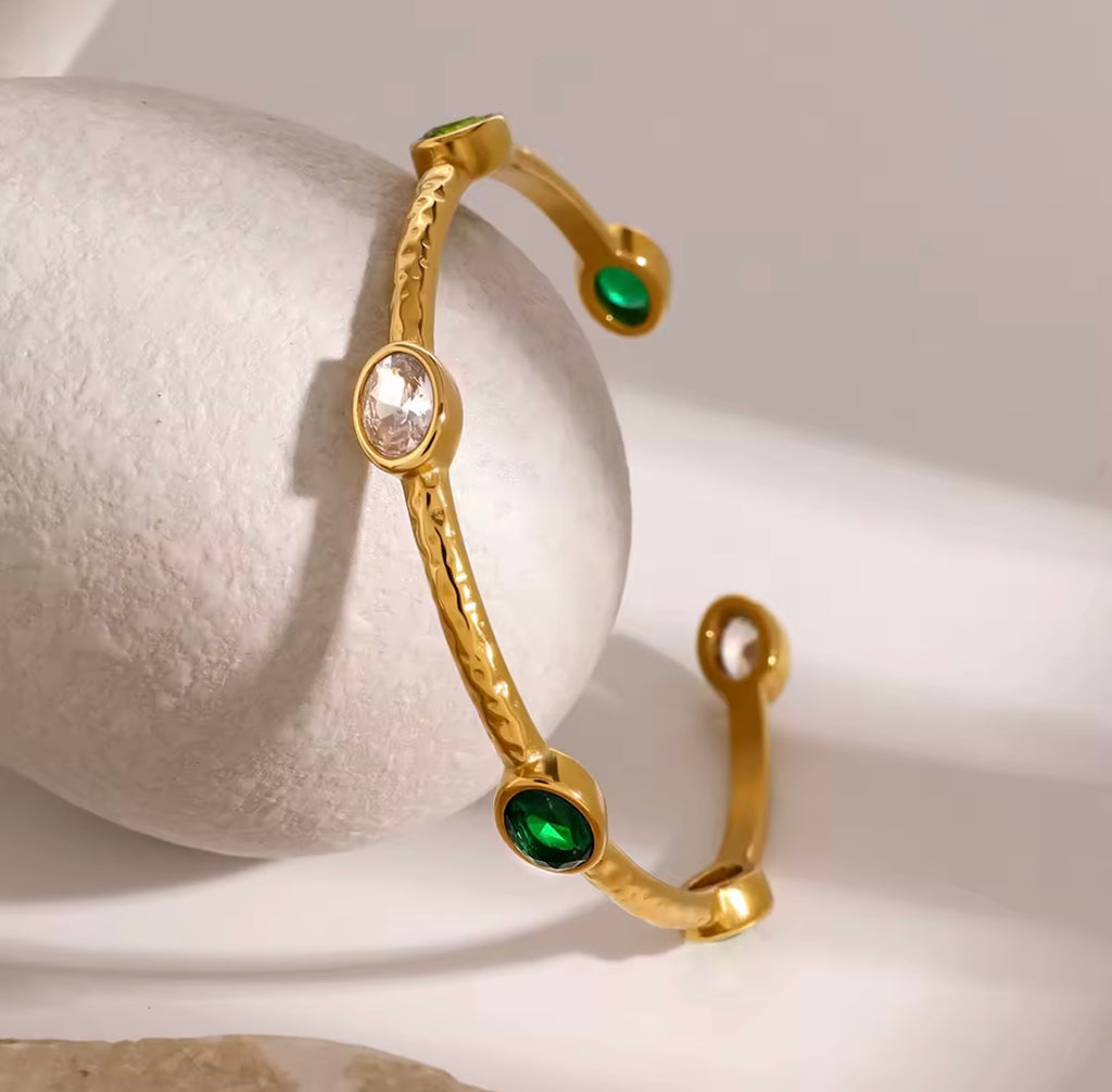 Emerald cuff Bracelet
