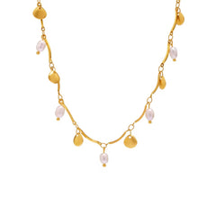 Shell pearl charm Necklace