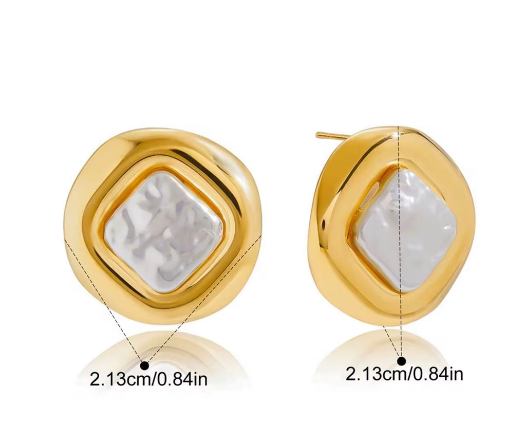 Square pearl Earrings