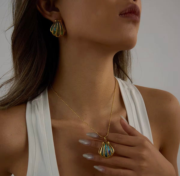 Shell pearl Necklace