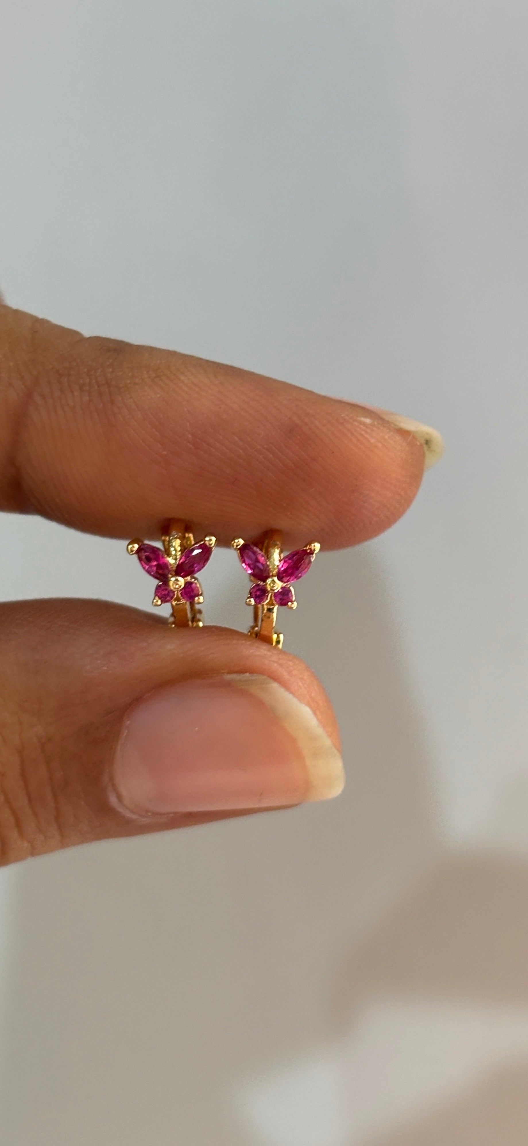 Pink butterfly Mini Huggie