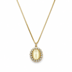 white pearl Necklace