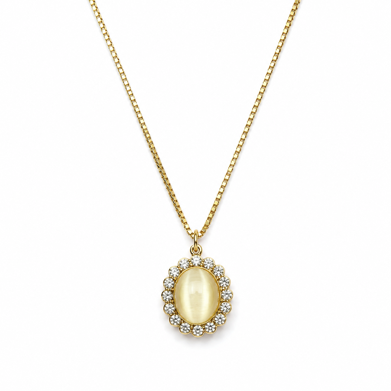 white pearl Necklace
