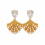 Shell pearls earrings