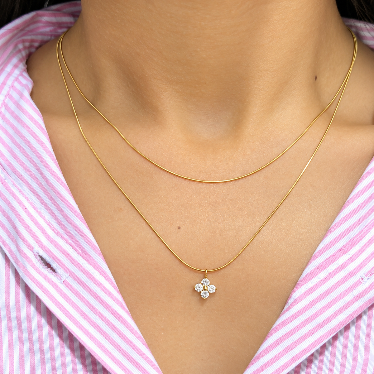 Floral layer neacklace