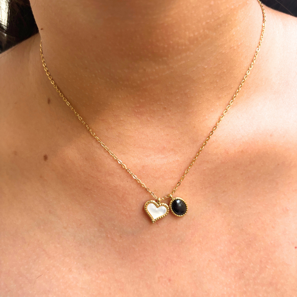 Black heart Necklace