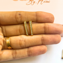 Slim line earrings