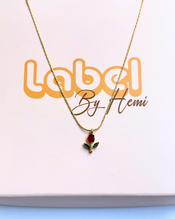rose petal  Necklace ( red)