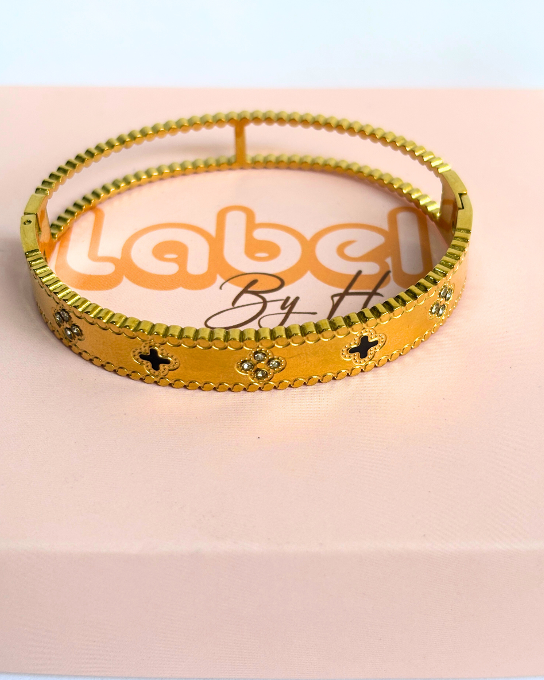 Clover Essence Bracelet