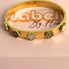 flower white braclete