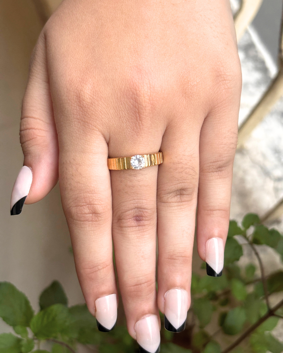 Solo Spark Ring