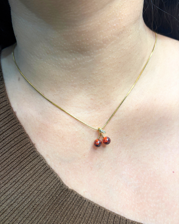 Cherry glow necklace