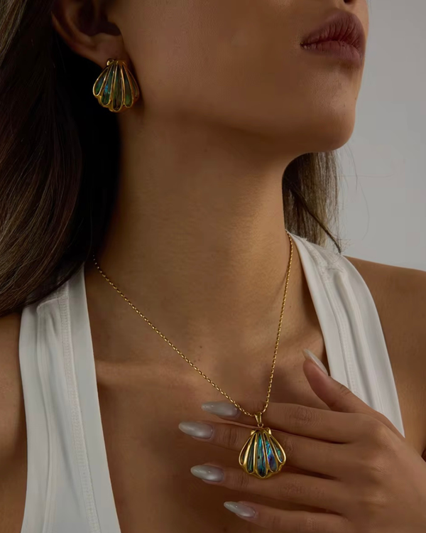 Shell pearl Necklace