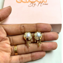 pearl Tear Studs