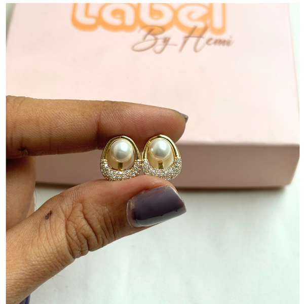 pearl pressing studs
