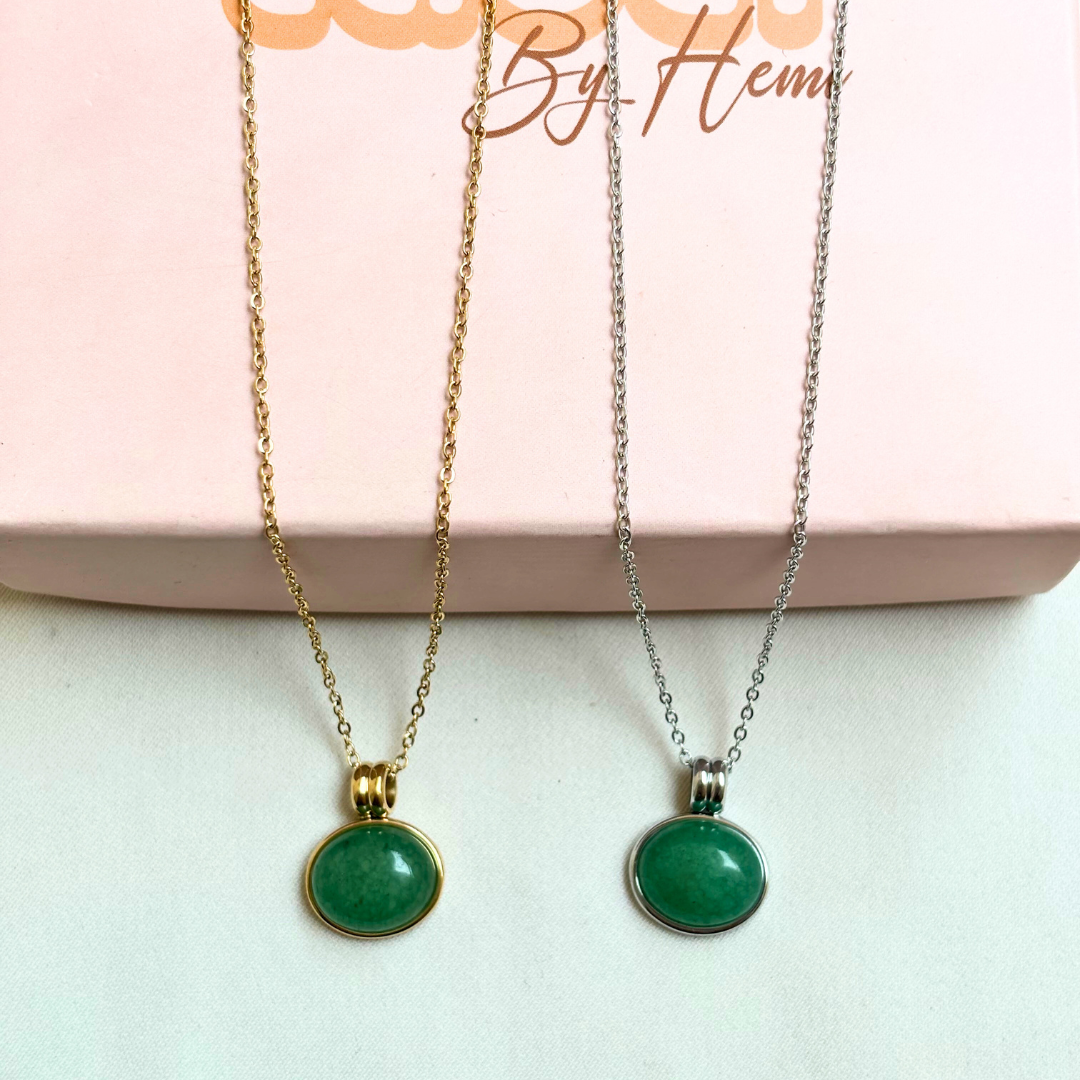 oval Green Necklace