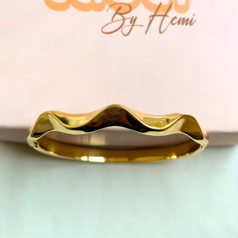 Wave bracelet