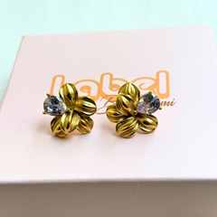Flower studs