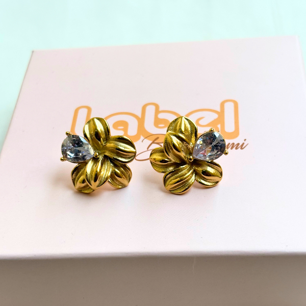Flower studs