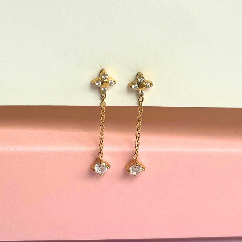 Mia Studs