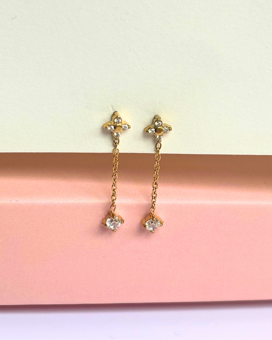 Mia Studs