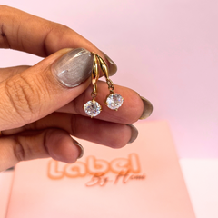 Soliatire hanging earrings
