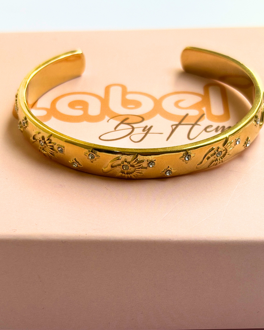 Hiva Cuff Bracelet