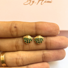 Mini shell earrings