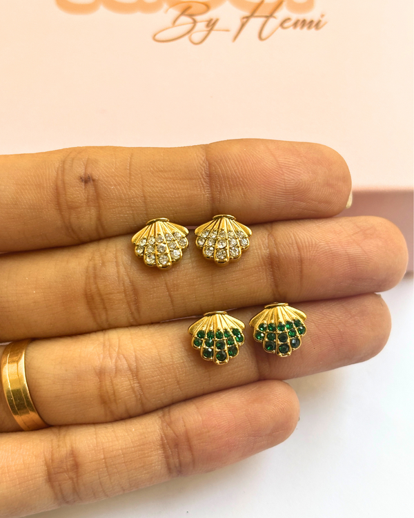 Mini shell earrings