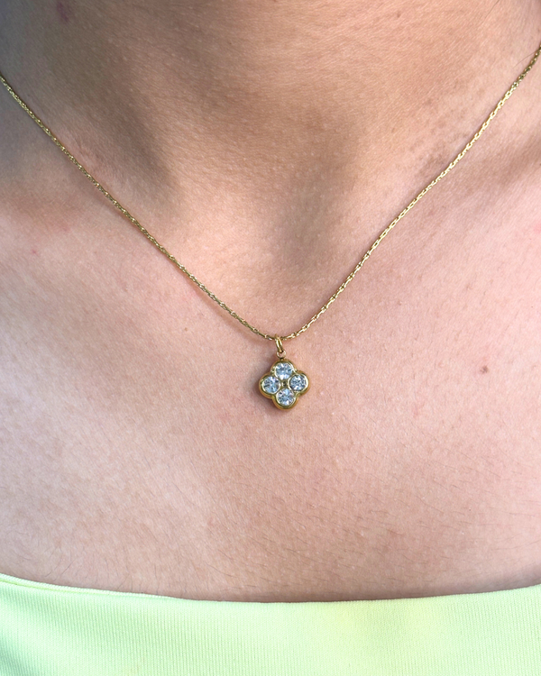 clover cut  Necklace