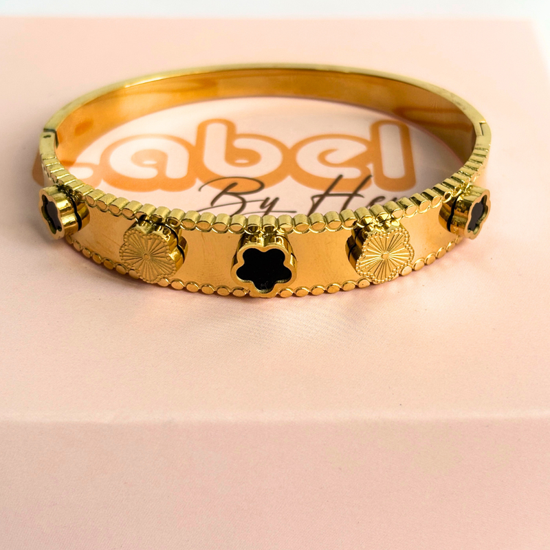 Clover Wishes Bracelet