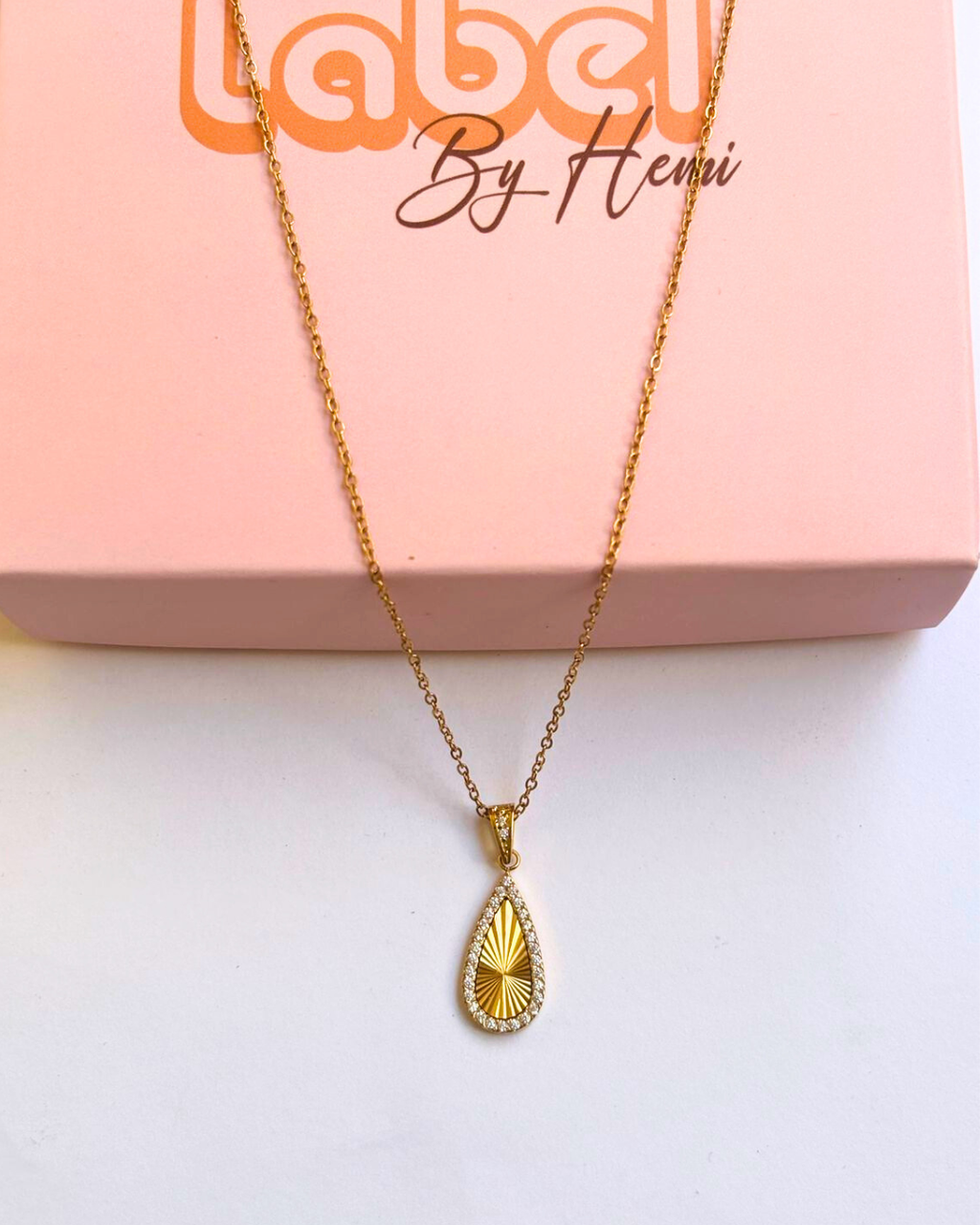 almond necklace