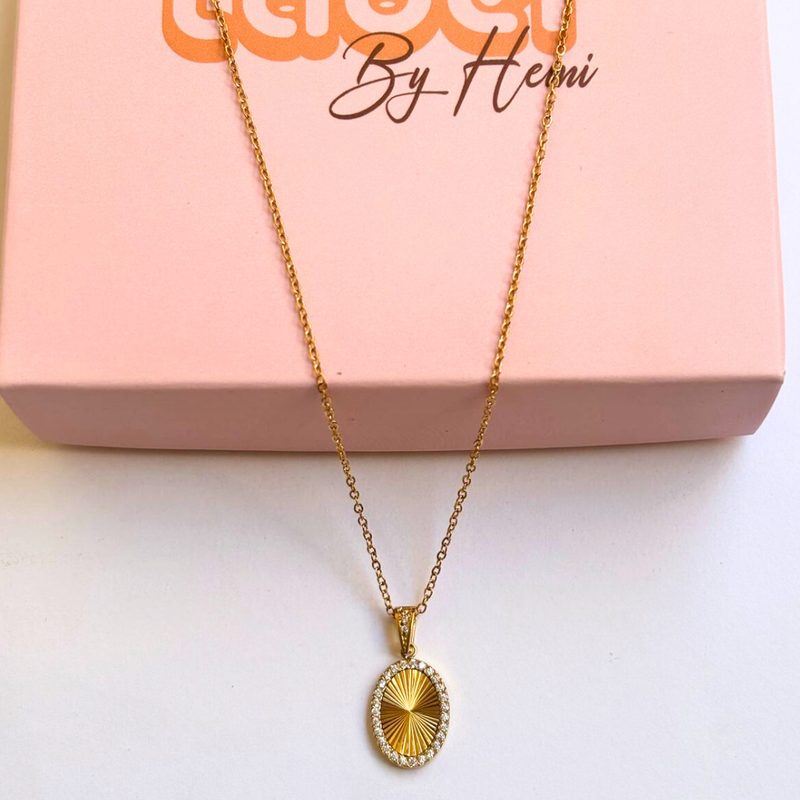 oval necklace