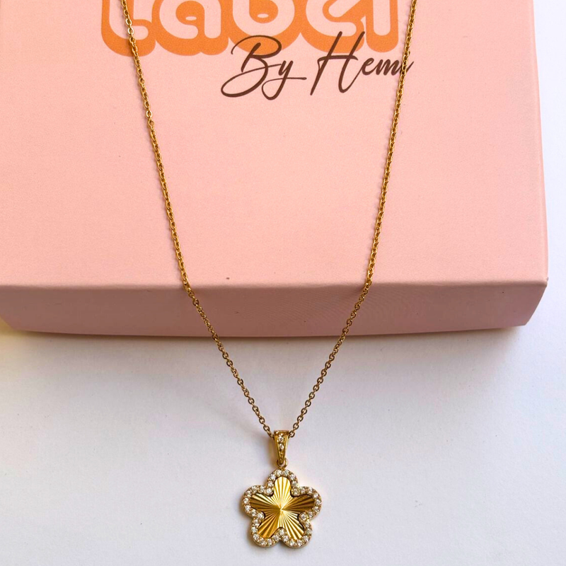flower neclace