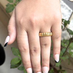 Golden Muse Ring