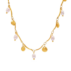 Shell pearl charm Necklace