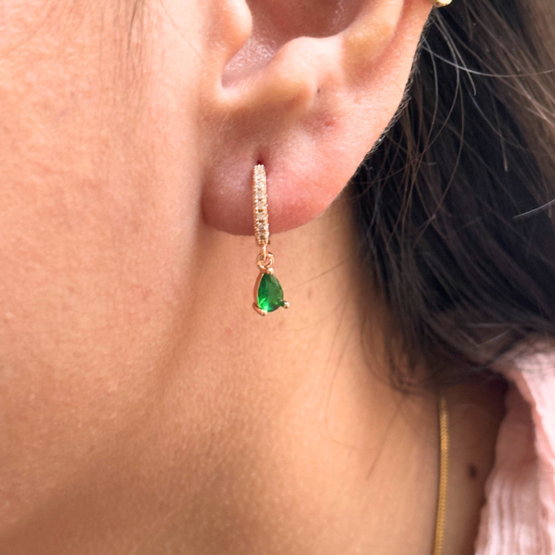 Almond stone hanging hoops