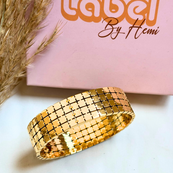 Gleam Gold kada