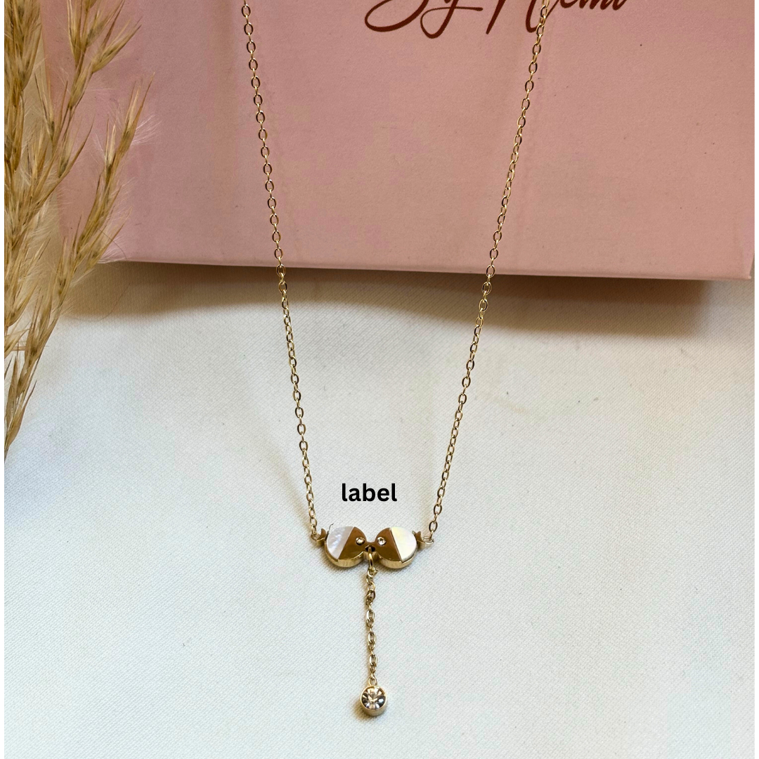 Mop fish necklace